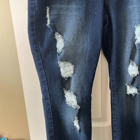 Venus Plus Size 16 Lift Ripped Jeans - Picture 4 of 6